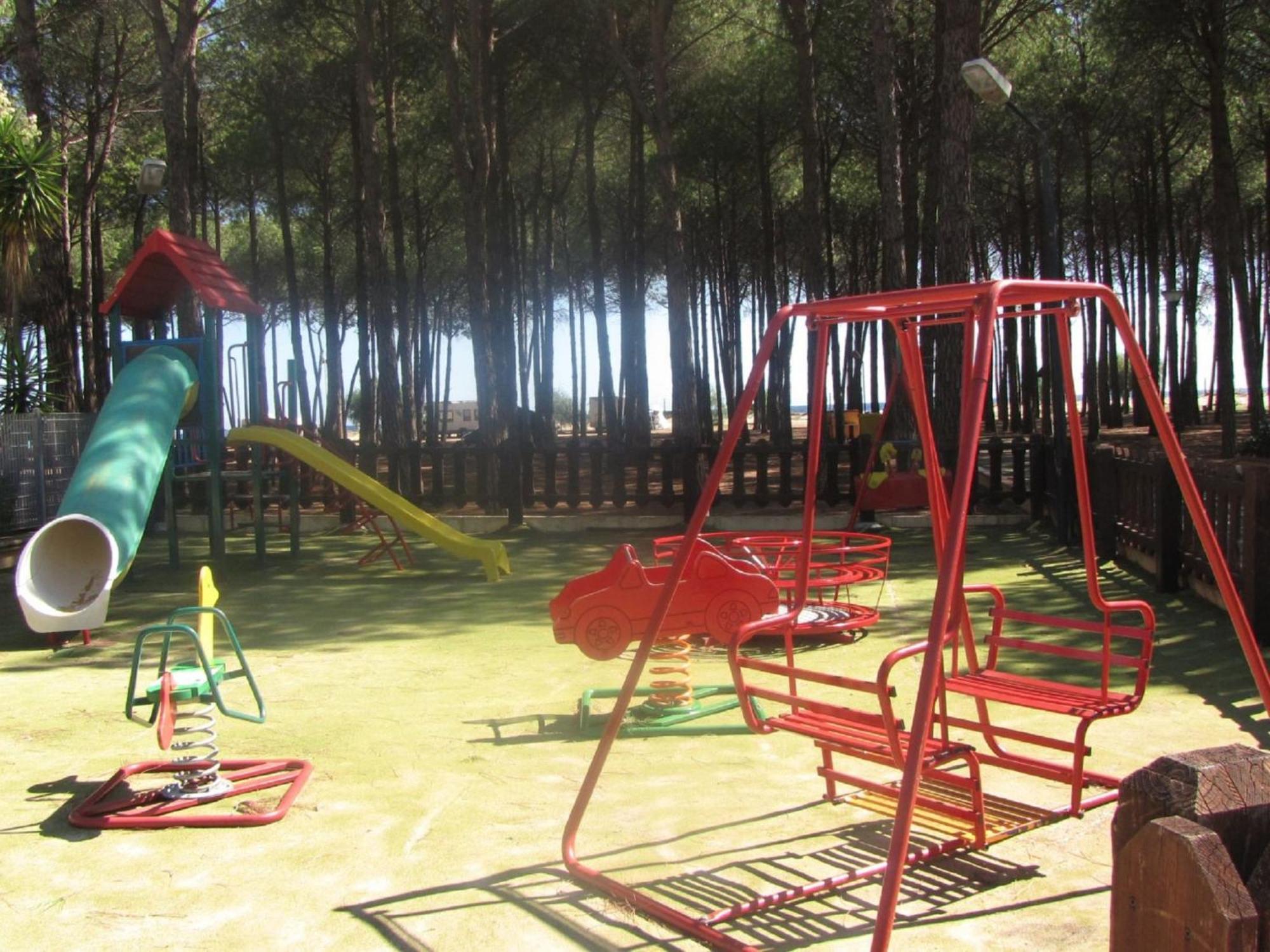 Holiday Home Camping Thurium By Interhome Marina di Schiavonea Luaran gambar